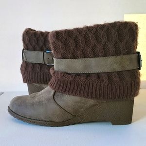 Muk Luks brown wedge sweater booties, size 7